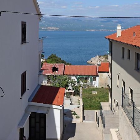 Apartments And Rooms With Parking Space Vrbnik, Krk - 5299 ภายนอก รูปภาพ